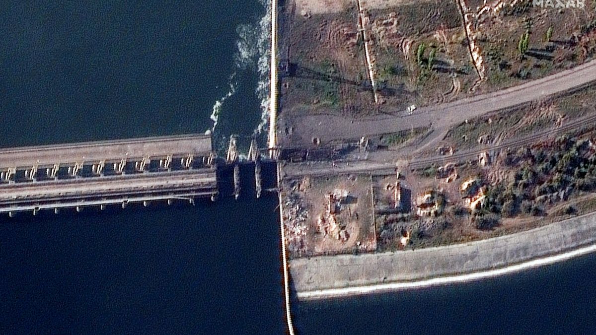 Rusové na ústupu poničili i most u Kachovské přehrady
